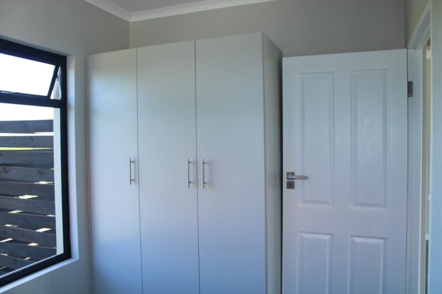 2 Bedroom Property for Sale in Kidds Beach Eastern Cape